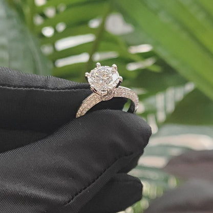 經典奢華劍脊六爪培育鑽石戒指