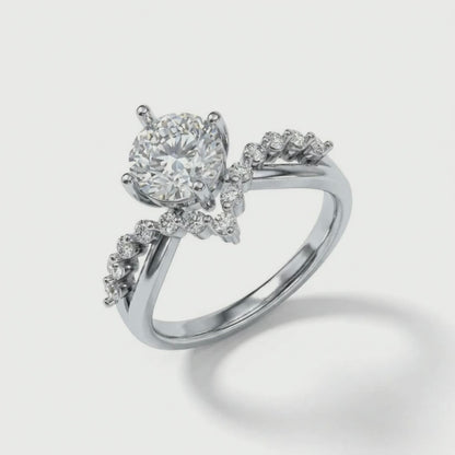Round coronation diamond ring