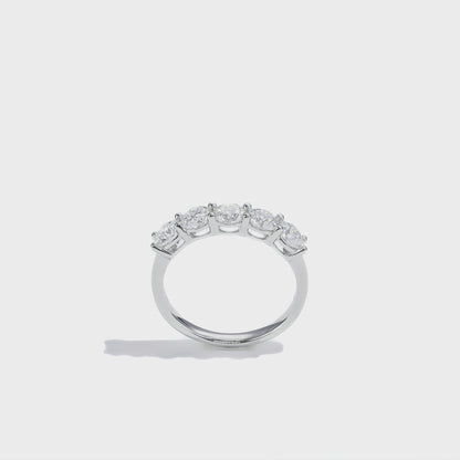 圓型五鑽永恆戒指