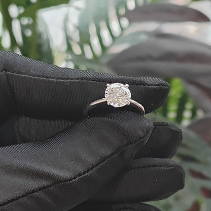 四爪單石培育鑽石戒指