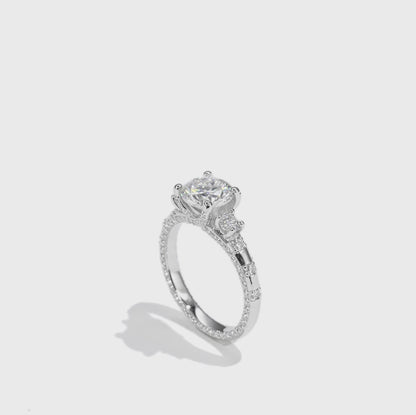 交叉爪復古側鑲鑽培育鑽石戒指